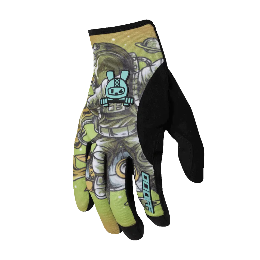 pack-guantes-y-calcetines-astronauta-oooff-3.webp