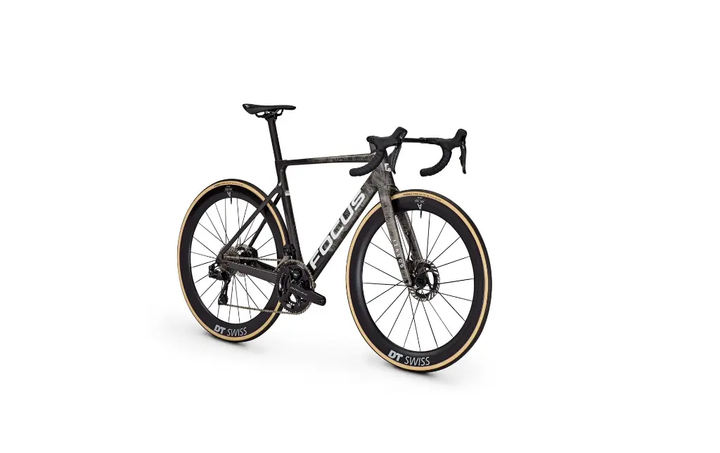 FA61-V1_2025_28_DI_GRA_135_PRO_IZALCO-MAX-9-9.webp