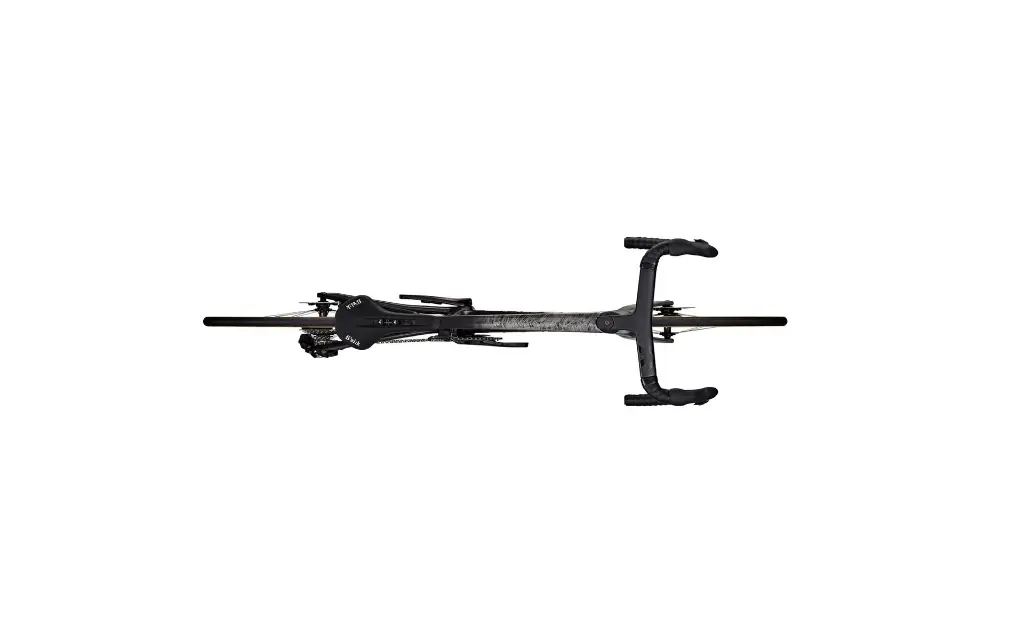 FA61-V1_2025_28_DI_GRA_TOP_PRO_IZALCO-MAX-9-9.webp