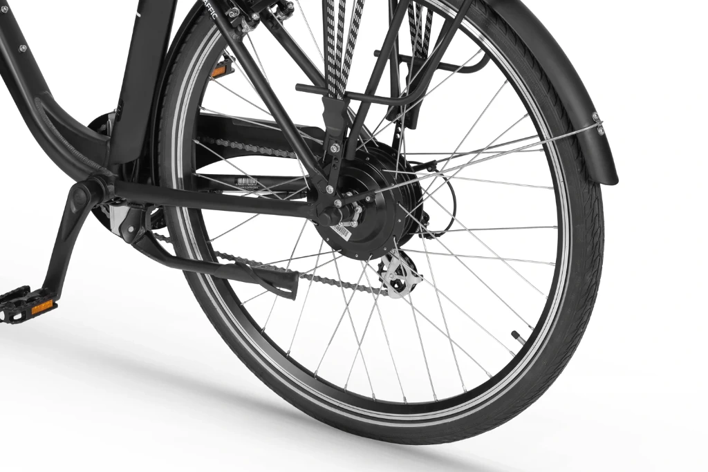 bici-electrica-ecobike-trafik-black-rueda.webp