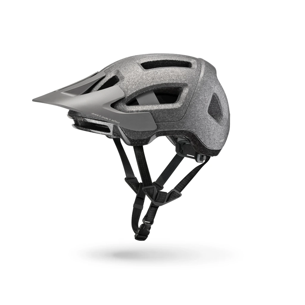 FHE0000040012_3_fizik-kassis-arche-type-helmet.webp