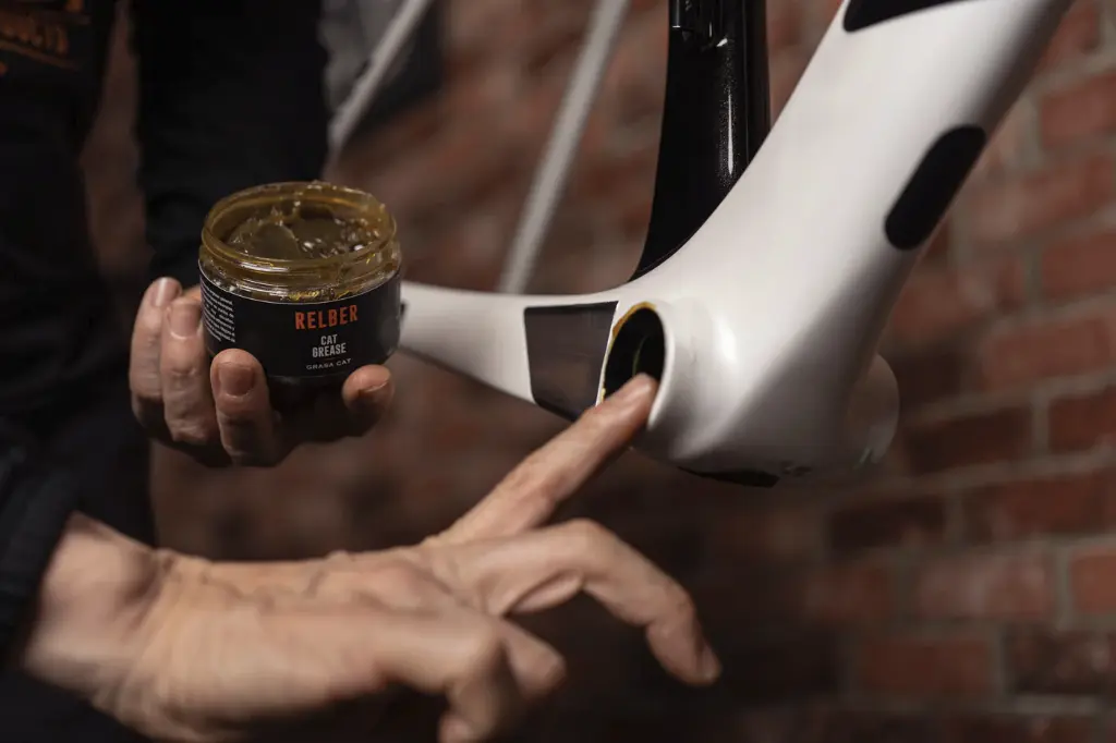 RELBER GRASA CALCICA 150m