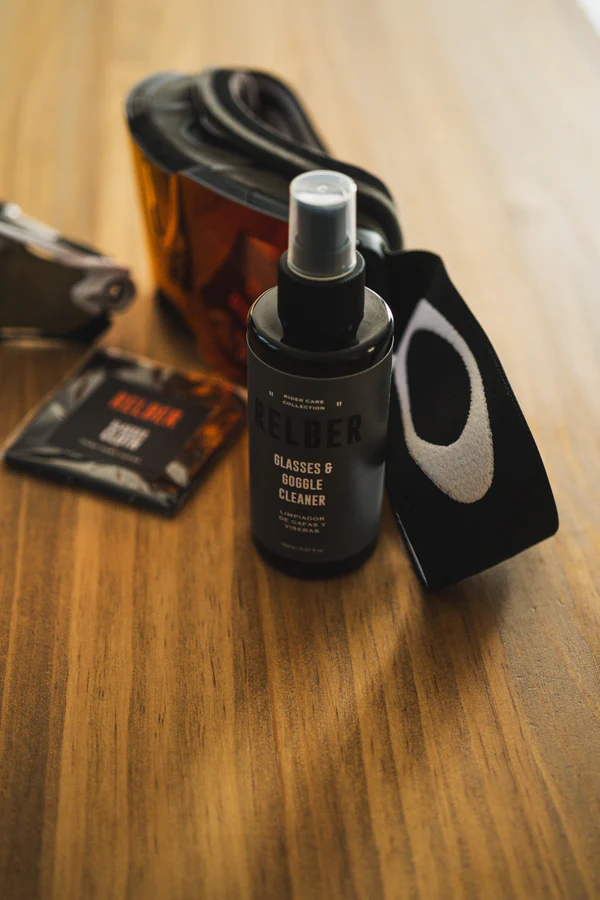 RELBER LIMPIADOR DE GAFAS Y VISERAS
150ML