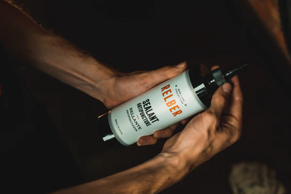  SELLANTE ANTIPINCHAZOS 500ml