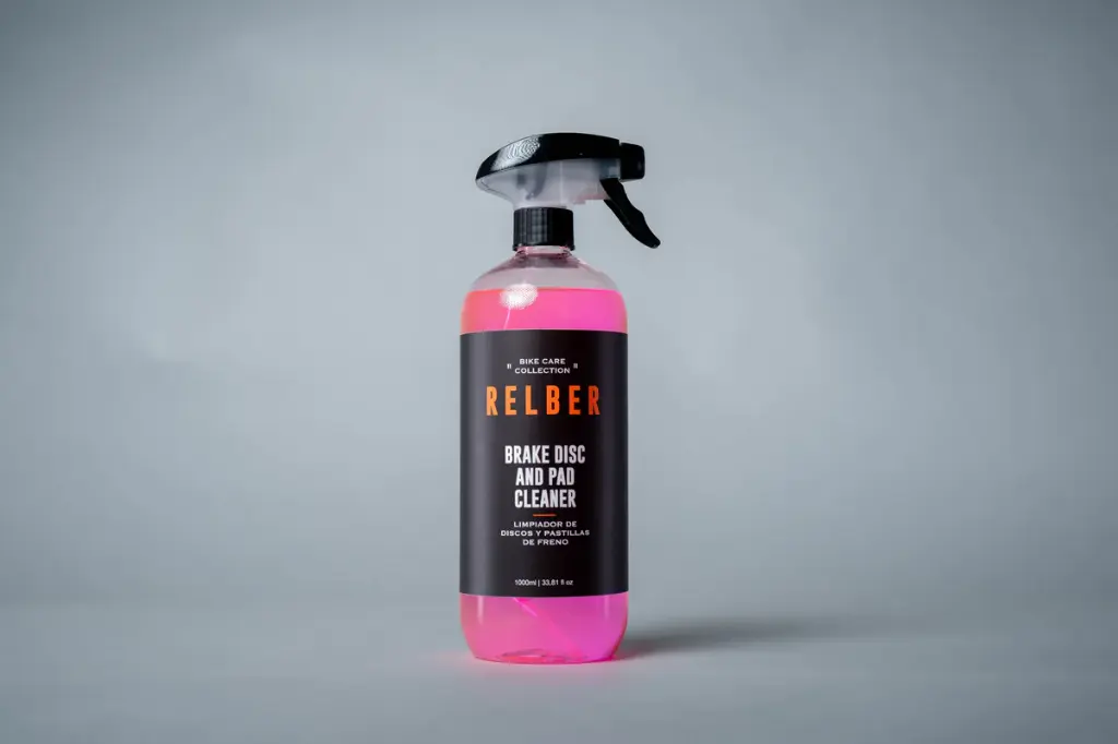RELBER LIMPIADOR DE DISCOS Y PASTILLAS DE FRENO 1L