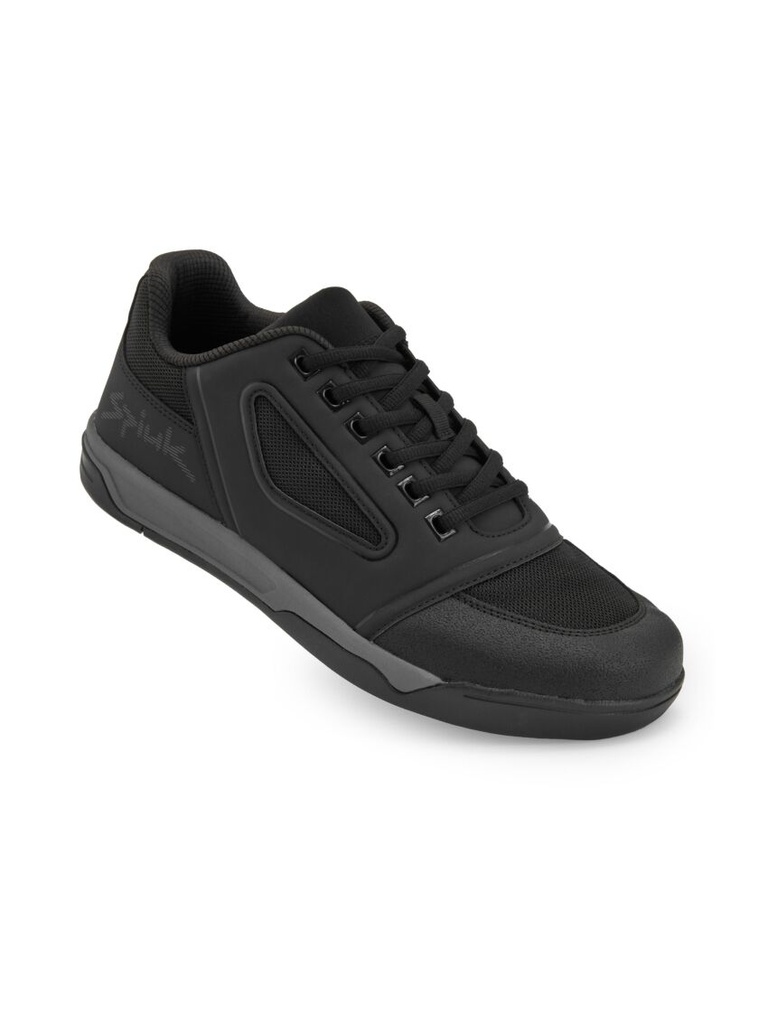 [ZROOTS142] ZAPATILLA ROOTS MTB UNISEX
NEGRO MATE (42)